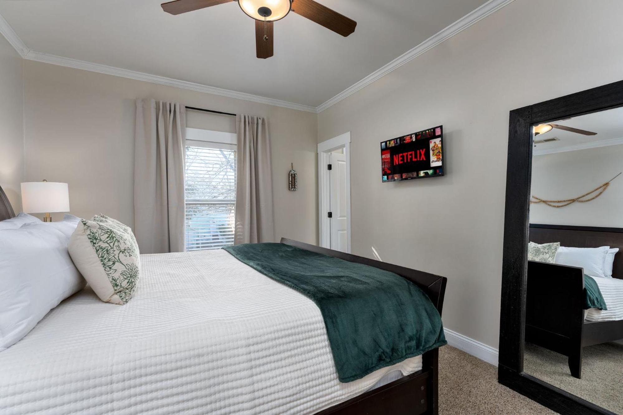 Downtown Wilmington Home ~ Pet Friendly 外观 照片