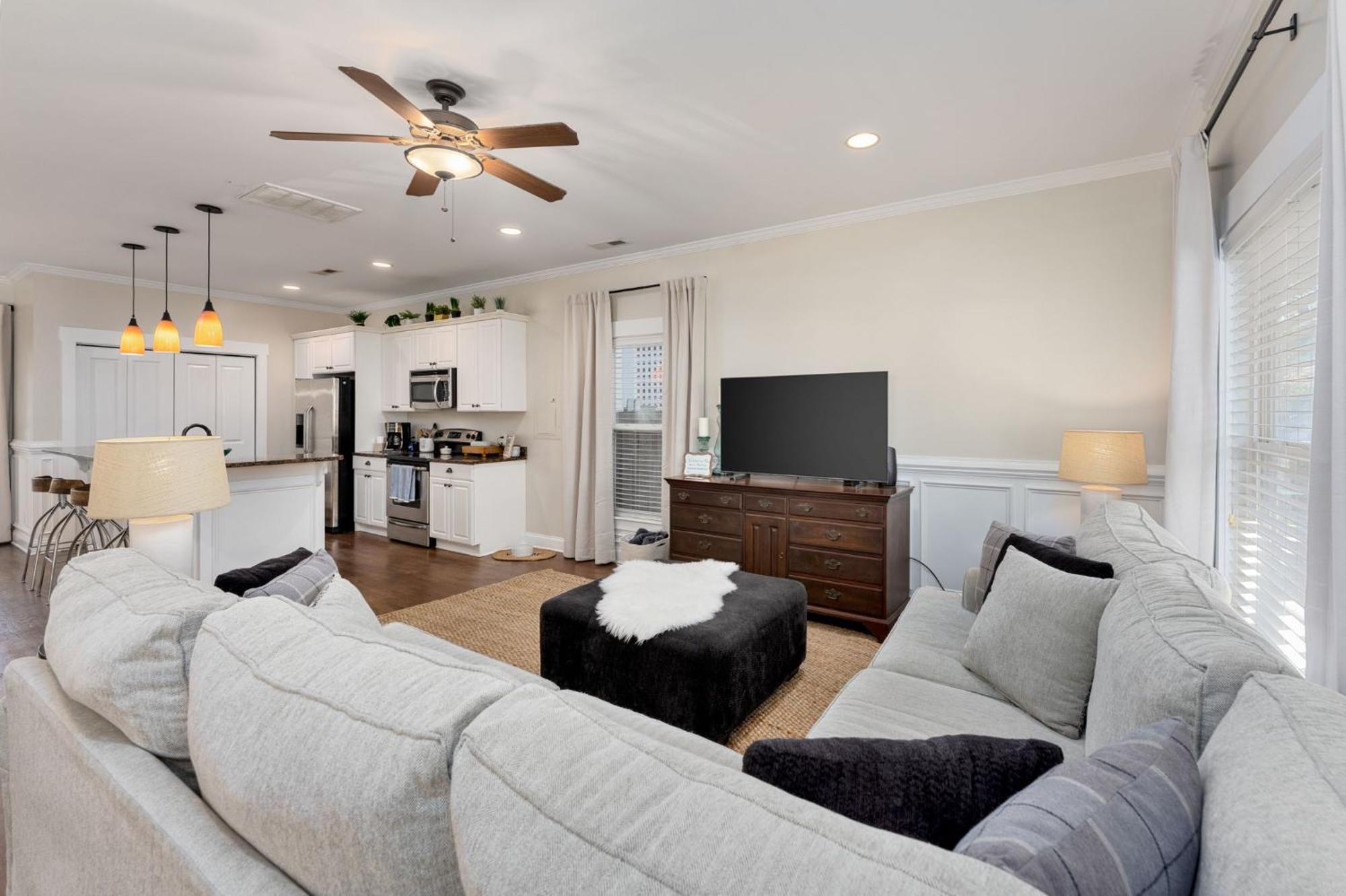 Downtown Wilmington Home ~ Pet Friendly 外观 照片